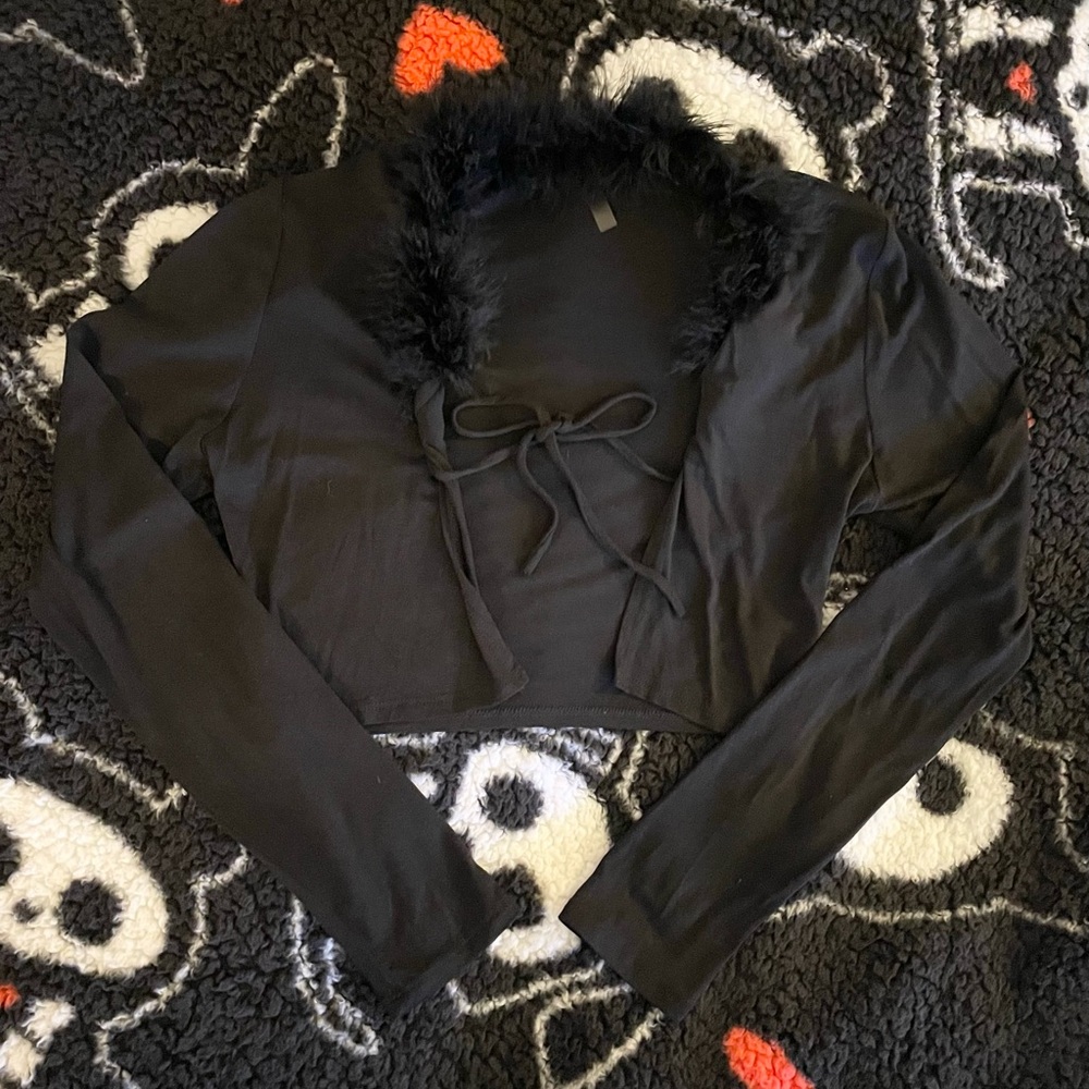 Black Cropped Cardigan with Faux Fur Collar